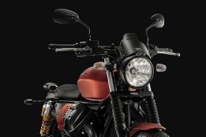 01-moto-guzzi-v9-bobber-sport