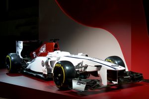 171202_Alfa-Romeo_Team-F1_02