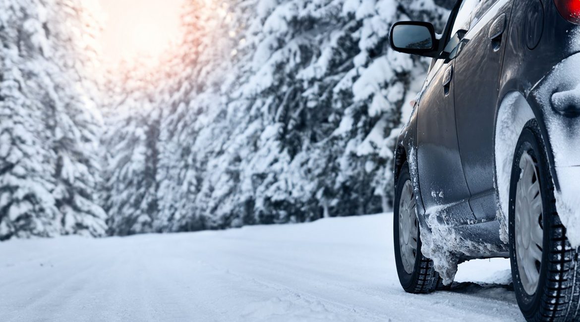 Inverno in arrivo: i consigli per guidare tra ghiaccio e neve.
