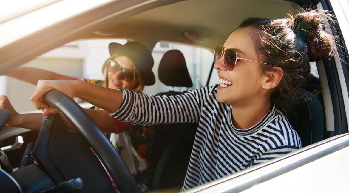 Festa della donna: solo il 63% delle italiane ha la patente