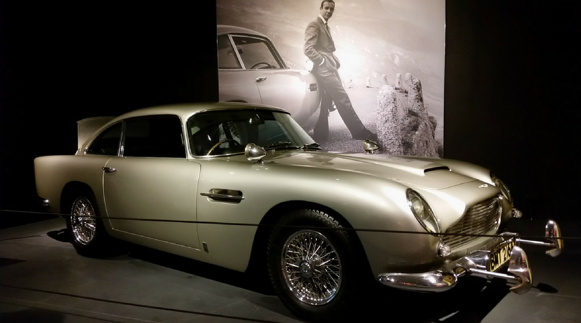 Aston Martin DB5s Goldfinger. L’auto per i futuri James Bond