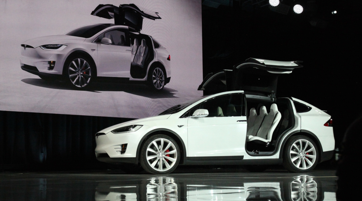 Tesla: tutte le sfide del paladino dell’elettrico