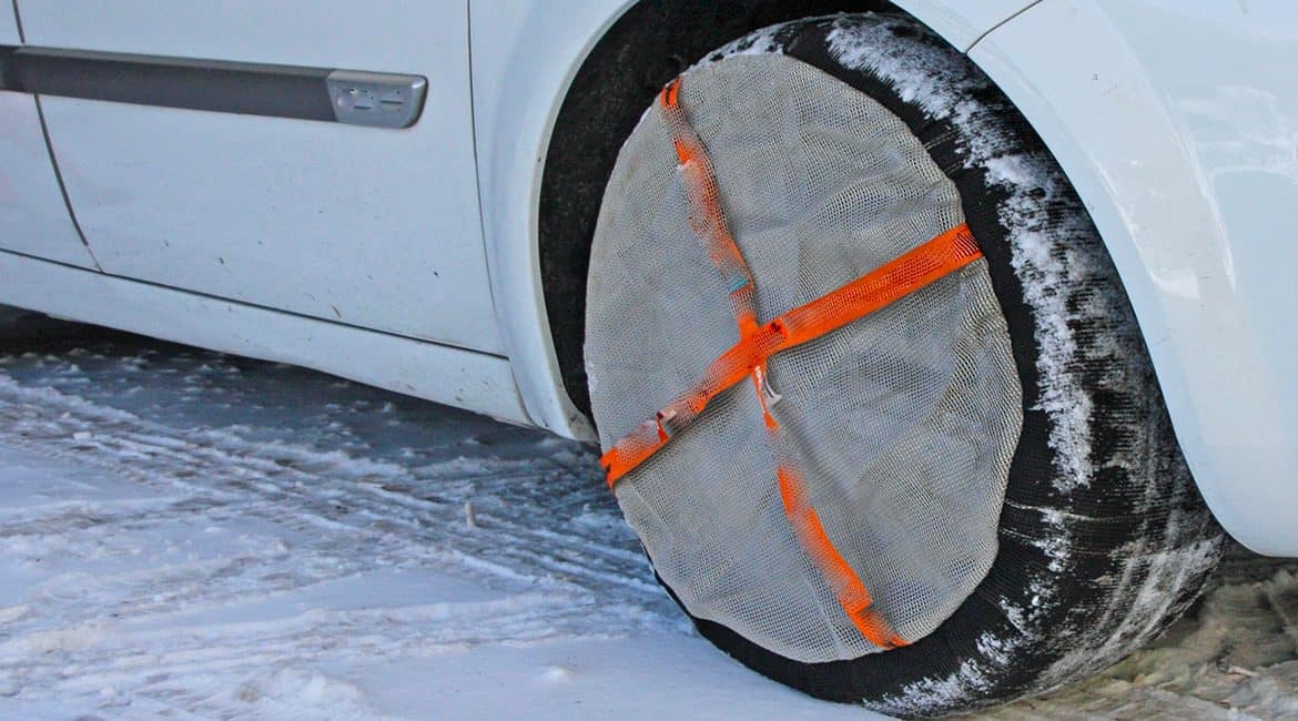 Calze da neve invece delle catene. Via libera dal Ministero.