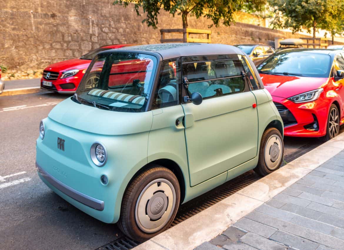 Fiat Topolino conquista il Vaticano: 30 veicoli elettrici per una mobilità sempre più sostenibile