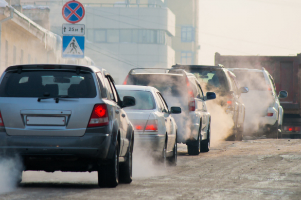 Lotta all’inquinamento: nuove regole per emissioni auto